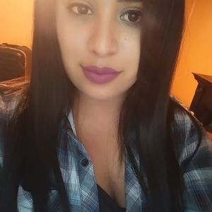 Meet your Posher, Alejandra